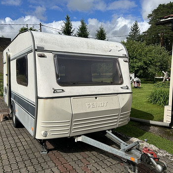 Müüa ratastel maja FENDT