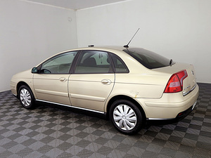 Citroen C5 Facelift 2.0 103kW (4 фото из 7)