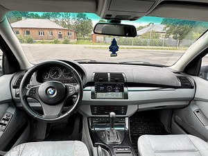 BMW x5 3.0 135 кВт (7 фото из 13)