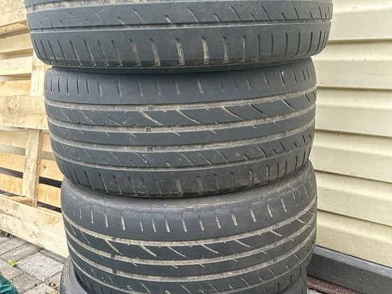 Летние шины 215/35 R18