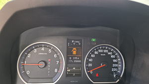 Продаётся Honda Crv, 2010 г., бензин LPG, автомат (12 фото из 15)
