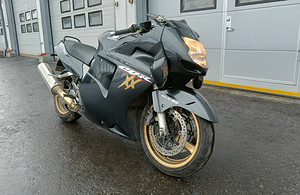 Honda CBR 1100xx (1 фото из 10)