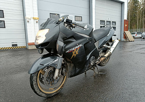 Honda CBR 1100xx (2 фото из 10)