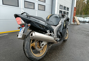 Honda CBR 1100xx (3 фото из 10)