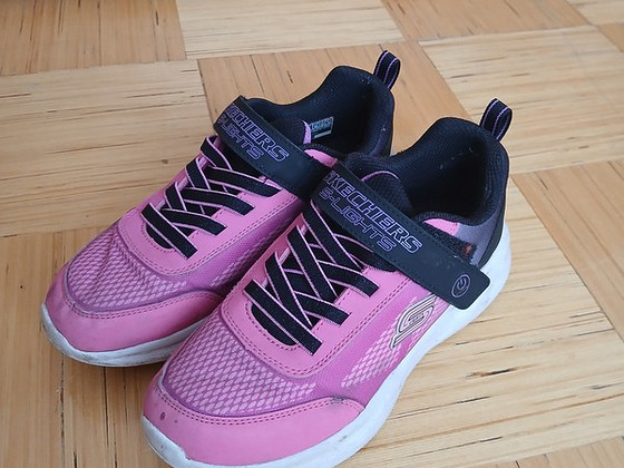 Skechers'i tossud