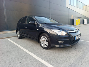 Hyudai I30 (2 фото из 14)