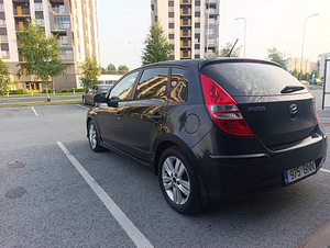 Hyudai I30 (5 фото из 14)