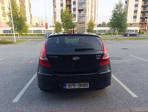 Hyudai I30 (6 фото из 14)