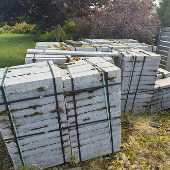 Looduslik graniitplaat 600 × 300 × 80 mm