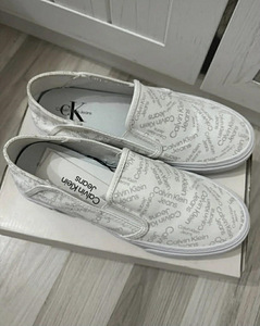 UUED Calvin Klein vabaaja jalanõud nr 38 (2 foto / 6)
