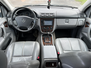 MERCEDES-BENZ ML 270 CDI (9 фото из 10)