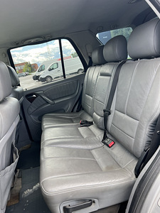 MERCEDES-BENZ ML 270 CDI (10 фото из 10)