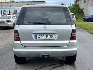 MERCEDES-BENZ ML 270 CDI (8 фото из 10)
