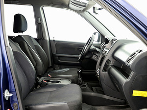 Honda CR-V Elegance 4x4 2.0 110kW (6 фото из 7)