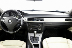 BMW 320 M-Pakett ATM 2.0 110kW (5 фото из 8)