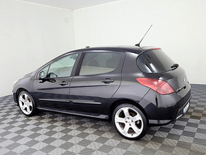 Peugeot 308 Elegance 2.0 HDi 100kW (4 фото из 9)