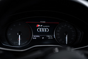 Audi S4 3.0 V6 Turbo 260 кВт (15 фото из 15)