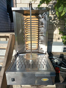 Professionaalne elektriline kebabigrill GR60F 5800W 380–415V (9 foto / 10)