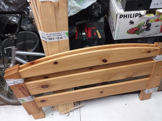 Кровать