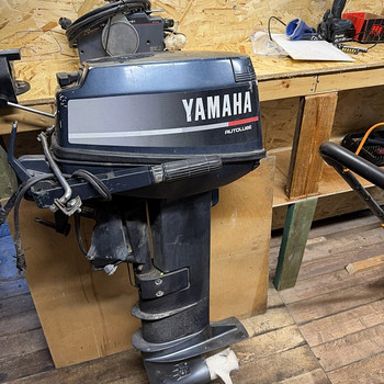 Лодочный мотор YAMAHA 20
