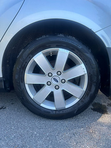 Ford Focus 1.6 (8 фото из 10)