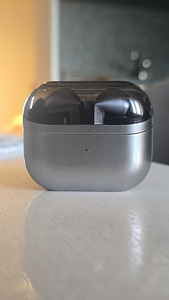 Samsung Galaxy buds 3 pro (1 фото из 3)