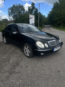 Mersedes E-класс W211 2.7 (2 фото из 7)