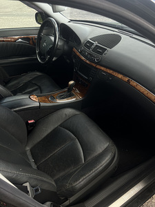 Mersedes E-класс W211 2.7 (5 фото из 7)