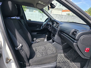 Peugeot 406 Facelift 1.7 85kW (6 фото из 7)