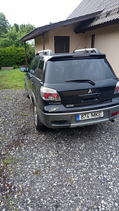 Mitsubishi Outlander (3 фото из 7)
