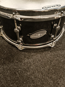 Малый барабан Ahead 13" x 6" Black Chrome on Brass (5 фото из 5)