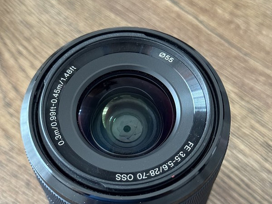 Sony FE 28–70mm F3.5–5.6 OSS Standard Zoom (SEL2870)