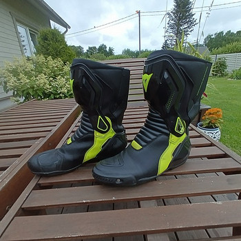 Dainese Nexus.