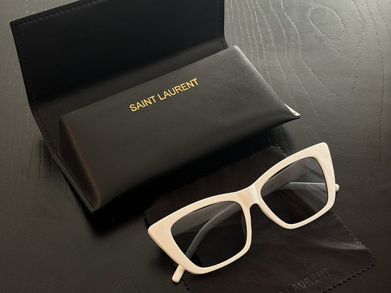 Белые солнцезащитные очки Saint Laurent SL 276 MICA