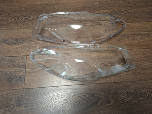 Uued esituled klaasid BMW F10/F11 jaoks (5 foto / 6)