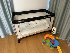 Hauck Dream N Play reisivoodi (1 foto / 2)