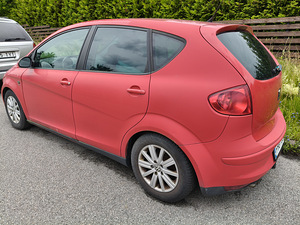 SEAT Altea (2 фото из 4)