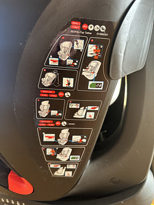Maxi-Cosi Titan Nomad Black ISOFIX turvatool (Group 1/2/3) (3 foto / 3)