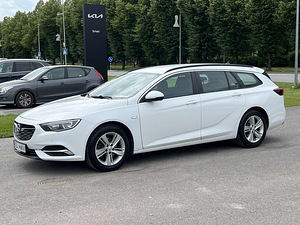 OPEL INSIGNIA SPORTS TOURER (1 фото из 10)
