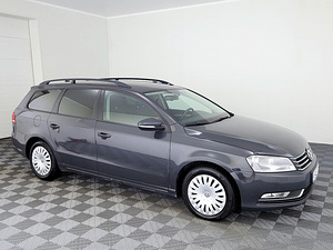 Volkswagen Passat Comfortline ATM 2.0 TDI 103kW (1 фото из 7)