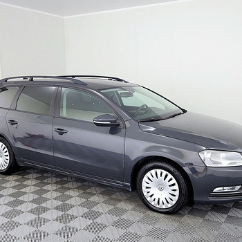 Volkswagen Passat Comfortline ATM 2.0 TDI 103kW