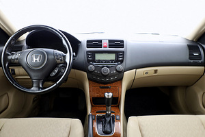 Honda Accord Facelift ATM 2.4 140kW (5 фото из 7)