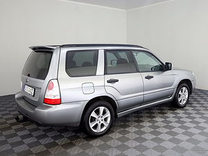 Subaru Forester Facelift AWD ATM 2.0 116kW (3 фото из 7)