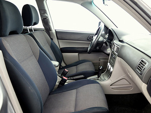 Subaru Forester Facelift AWD ATM 2.0 116kW (6 фото из 7)