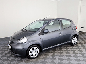 Toyota Aygo Linea Sol A-C 1.0 50kW (2 фото из 8)