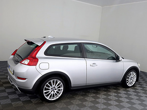 Volvo C30 Facelift 1.6 D4 80kW (3 фото из 7)