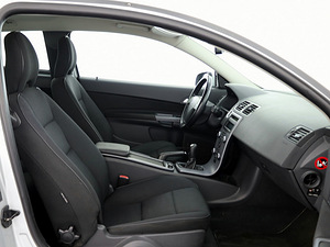 Volvo C30 Facelift 1.6 D4 80kW (6 фото из 7)