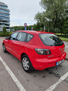 Mazda 3 (7 foto / 11)