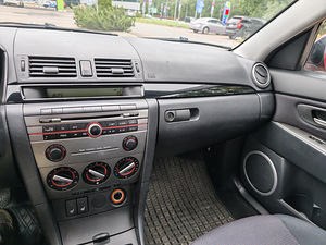 Mazda 3 (11 foto / 11)