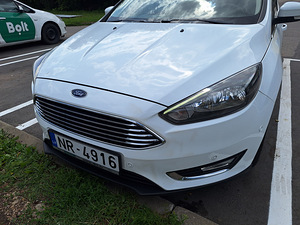 Ford Focus (2 фото из 15)